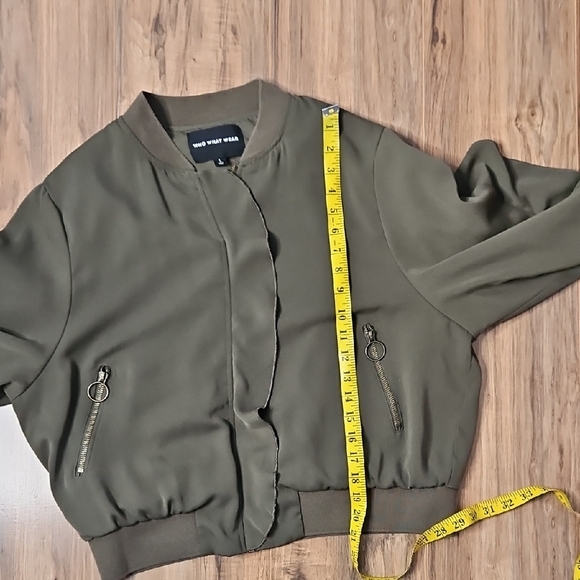 Who What Wear Women’s Khaki Bomber Jacket With Ruffle Detail Large - Picture 8 of 10